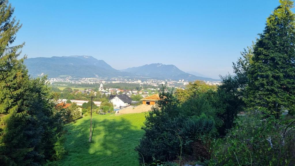 DER Blick über ganz Villach, 160 m² Wohlfühloase