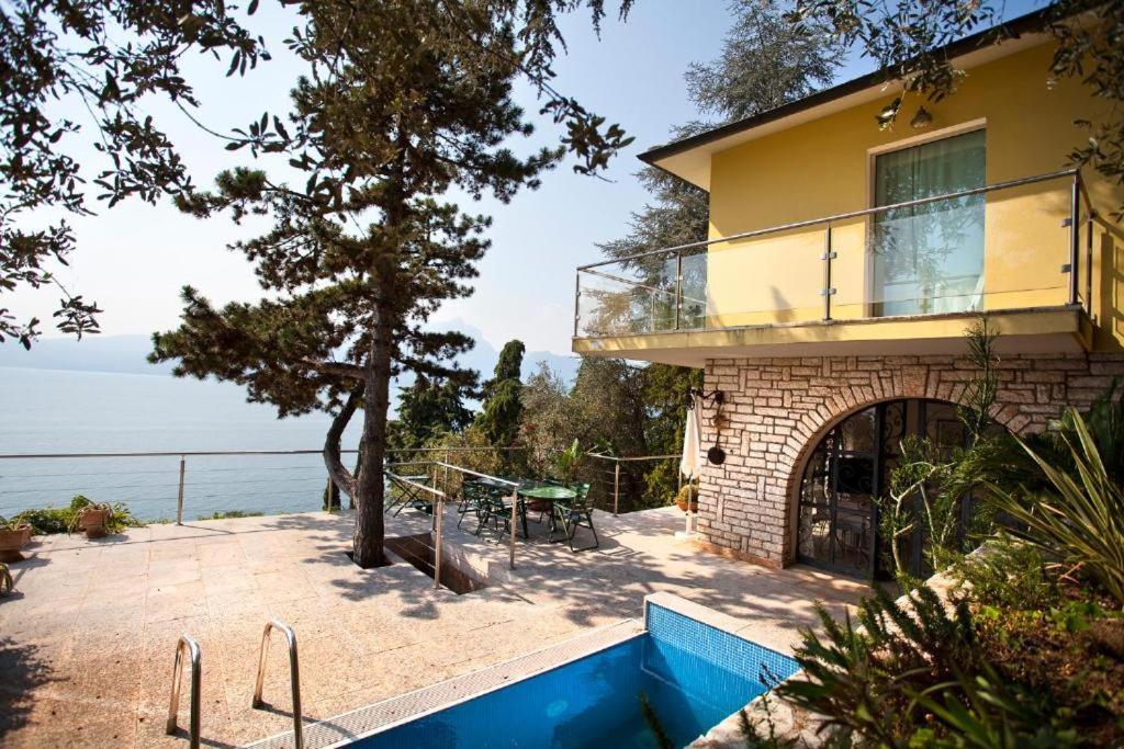 Villa VISTA LAGO