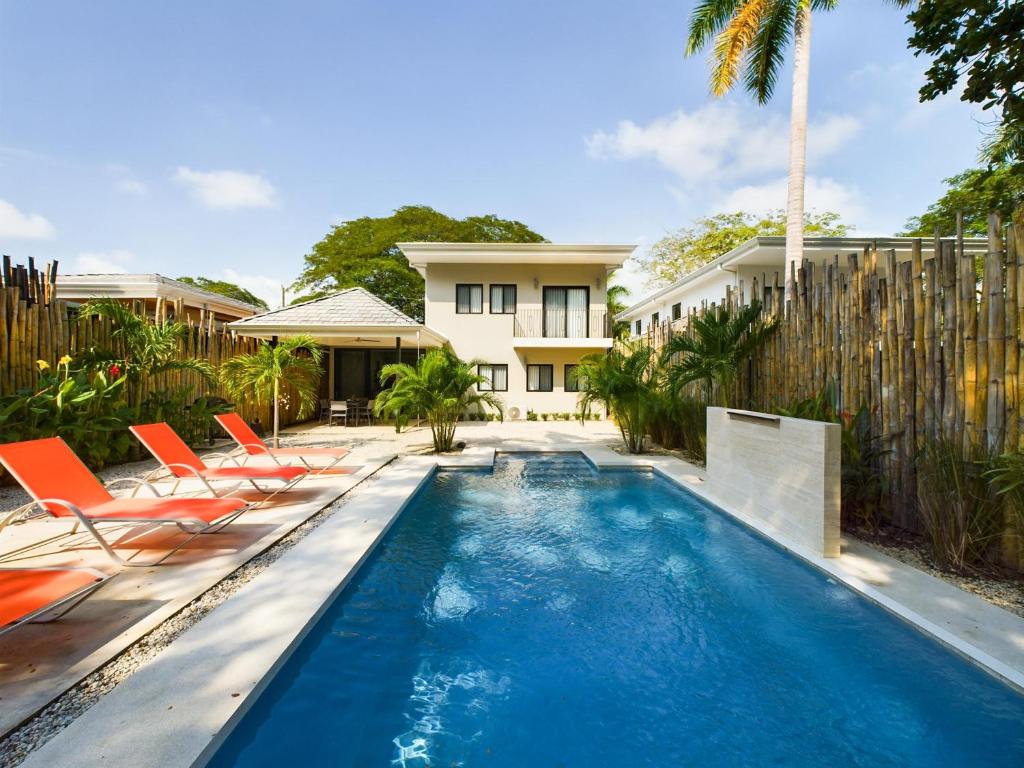 Casa Oasis-4 Br House A Few Steps To The Beach