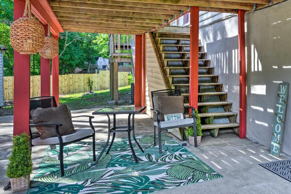 District Heights Apartment with Patio and Seating