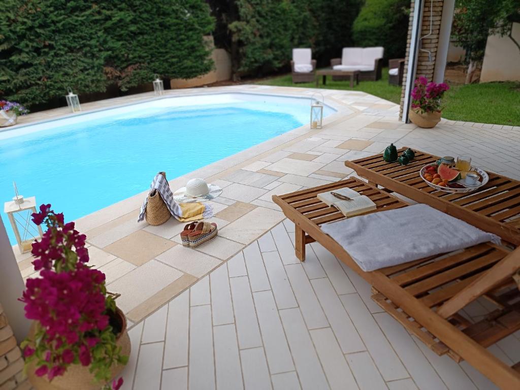 Celestial Azure Villa, your Athenian Country House Retreat