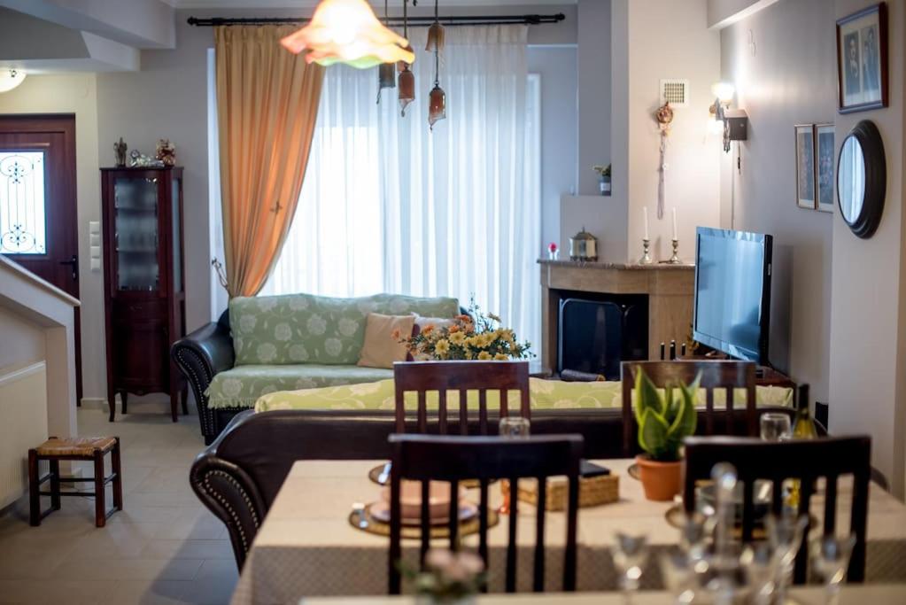 Villa Archontia Family House!!!