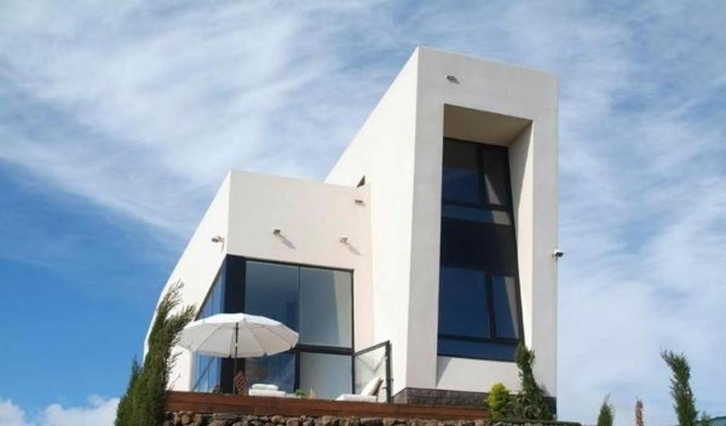 Atemberaubende moderne Villa mit Privat Pool