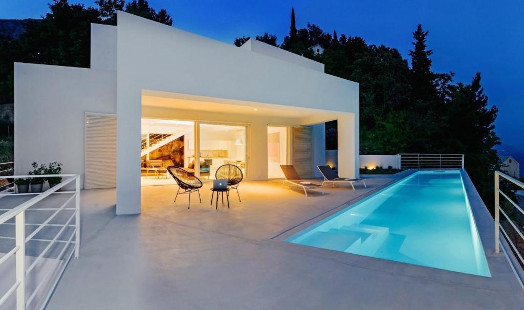 Villa V - private pool, special location & surroundings