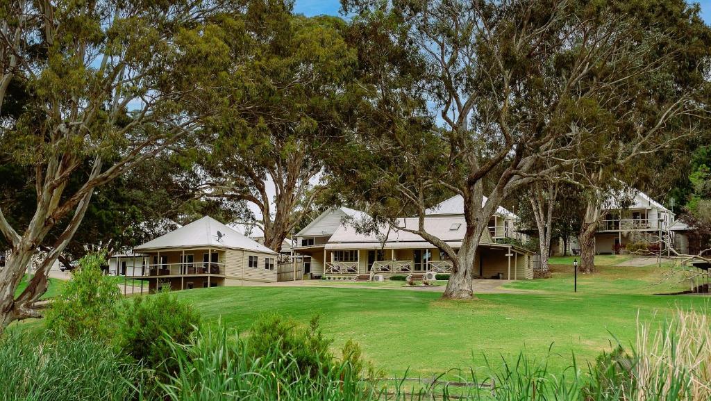 McMillans of Metung Coastal Resort