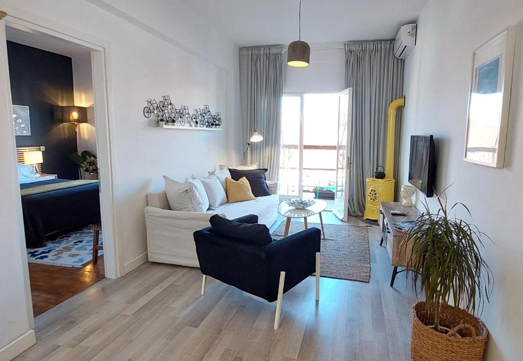AAY- Best Corfu Town & Sea Apart 2bedroom Renovated + lift / Comfy&Design+WiFi