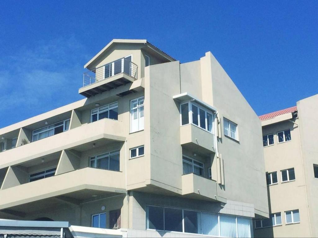 401 Umdloti Resort Stunning Sea Views