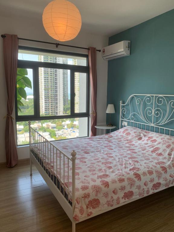 Sea view 2 bedroom Fully furnished Apartment Forest City Starview Bay Johor Malaysia