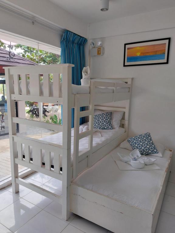RRJ's BEACH RESORT