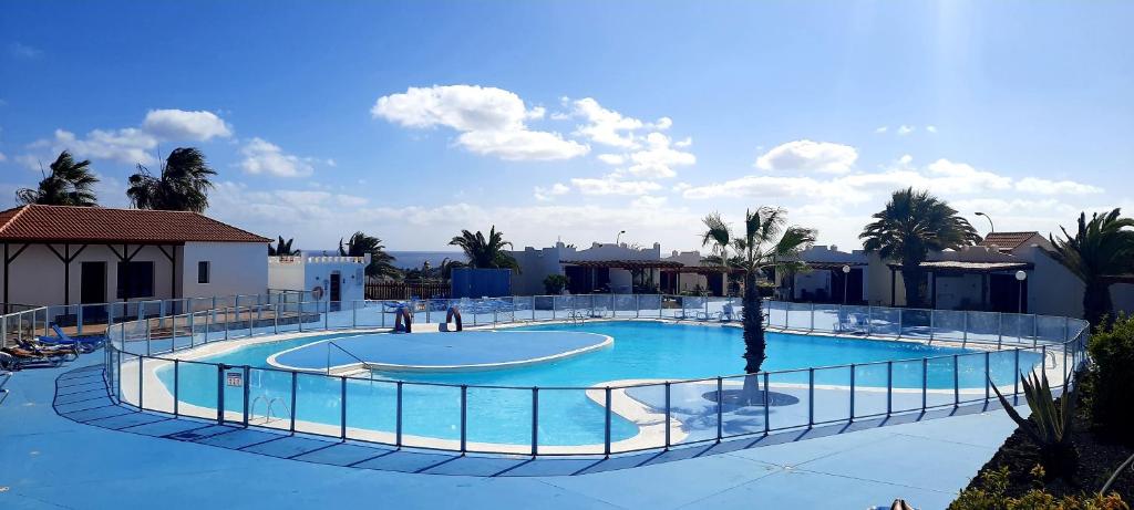 Sun beach Caleta 24