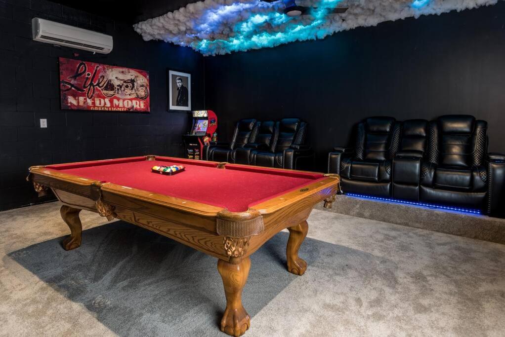 8 Bedroom Estate Near Disney World