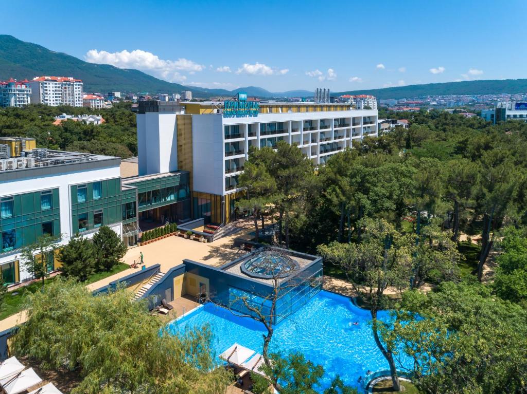 Primorie Grand Resort Hotel 5*