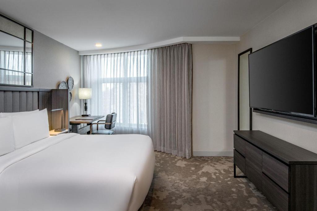 The Artisan at Tuscan Village, Salem, NH, a Tribute Portfolio Hotel