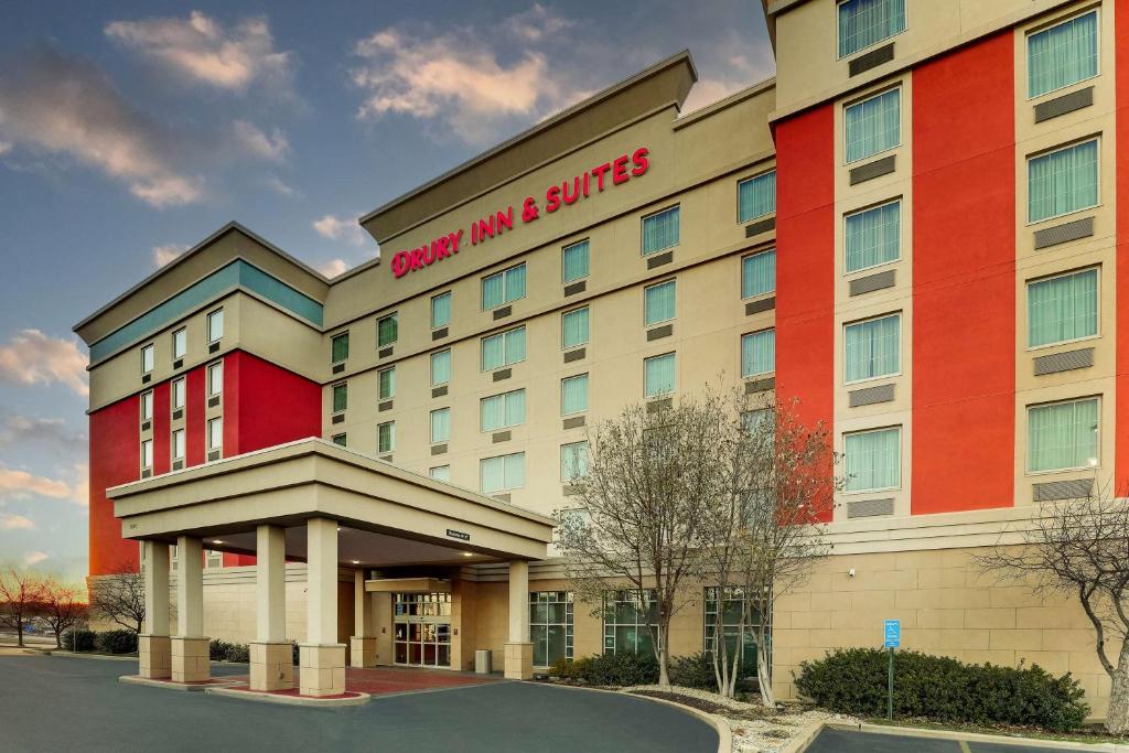 Drury Inn & Suites St. Louis Arnold