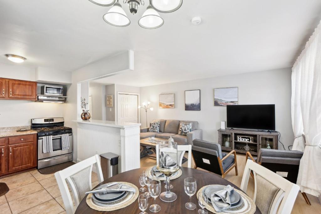 Philadelphia Vacation Rental Near Public Transit!