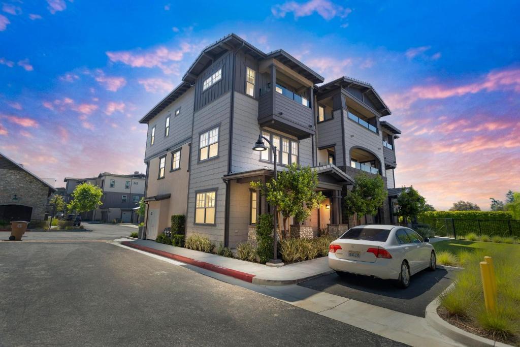 Townhouse Retreat with Outdoor Bliss home