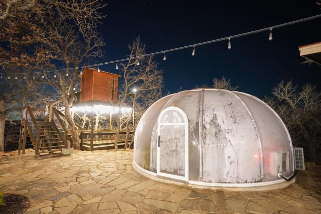 Charming Modern Lux Cabin Hot Tub FirePit Games