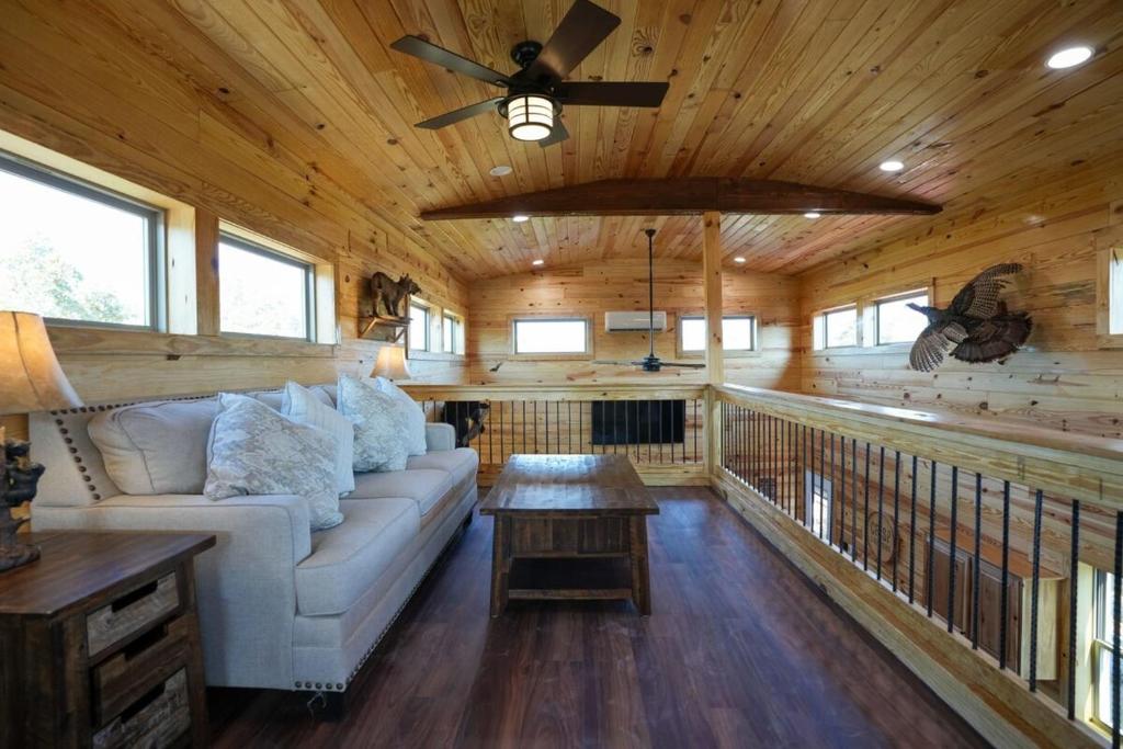 Unique Cabin Sauna Hot Tub FirePit Games