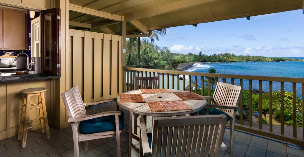 Hana Kai Maui - #201 Honokalani - oceanview 1 BR