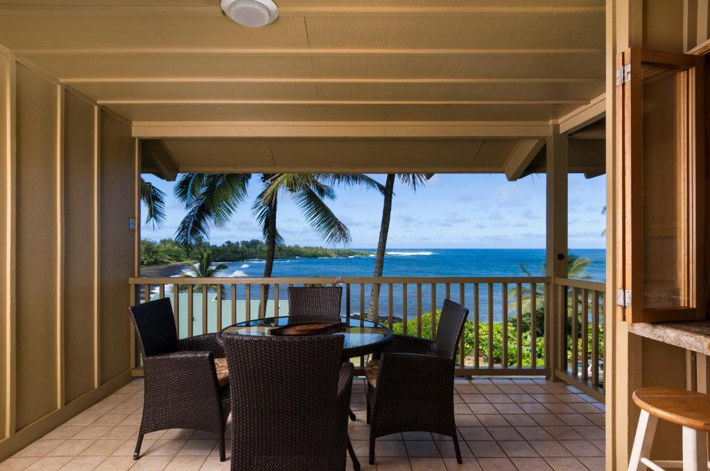 Hana Kai Maui - #203 Lanakila upper floor 1 BR
