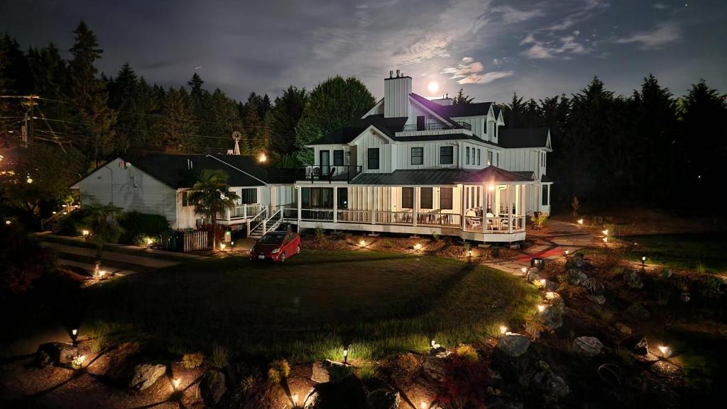 Hollywood Manor House