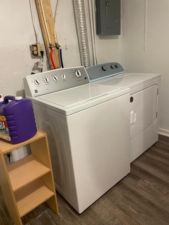 Family Friendly Overland Park home