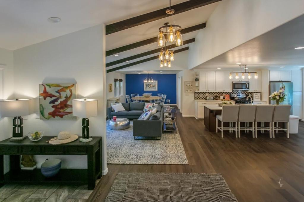 Modern Open Concept Mountain View NEW Home